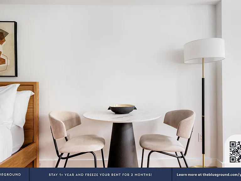 101 W 15th St #521 — Photo 7
