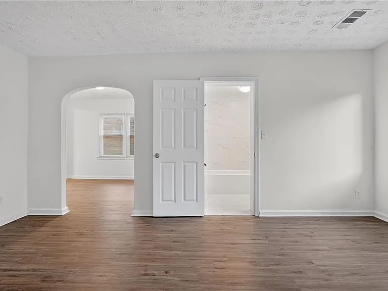 1439 Westboro Dr SW — Photo 18