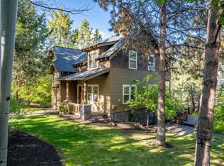 160 NW 17th St, Bend, OR 97703