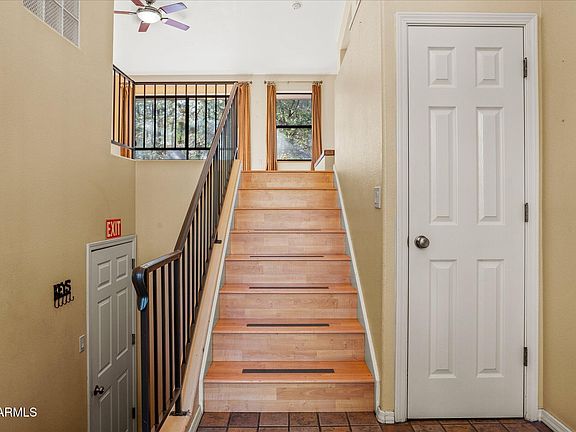 3rd image of 1466 E VALLEY VIEW Road