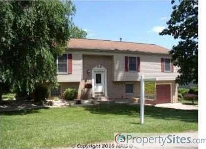 1st image of 717 Woodsyde Cir
