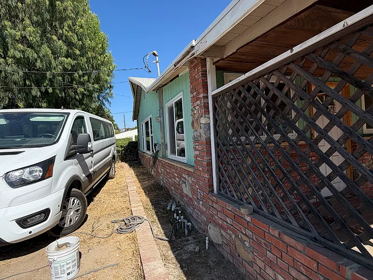 Barnard St — Photo 16