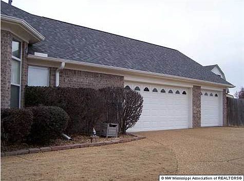 2nd image of 3446 Montys Cir