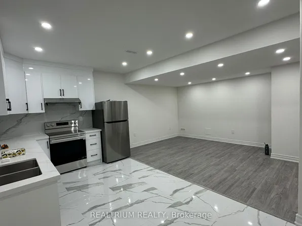 32 Slader Heights St, Ajax, ON L1Z 1P8