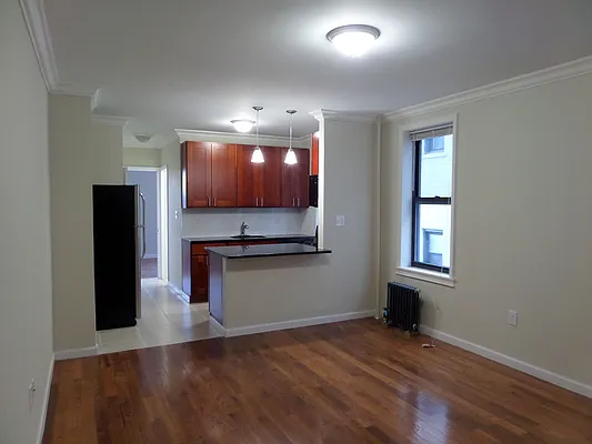 Rented by Vassiliou Group | media 44