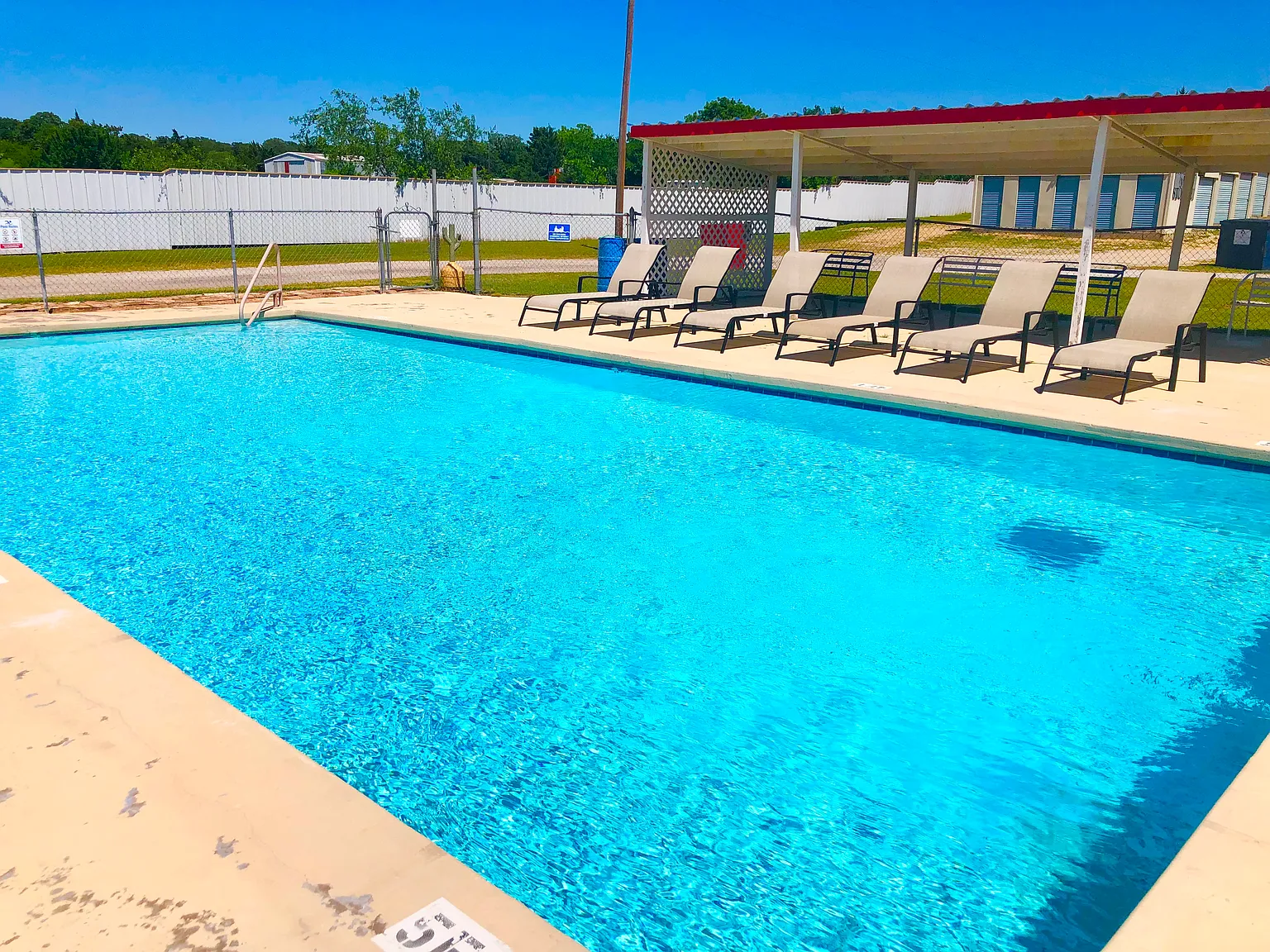 3 bed, 1500 sqft, $1,250 — Photo 4