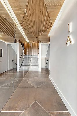 3rd image of 20 Melrose St #1R