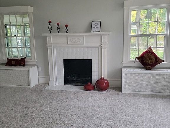 4th image of 2056 Hanover Dr