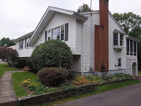 4th image of 720 North St