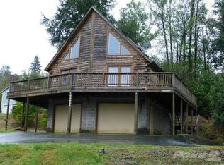 99866 Donna Ln, Brookings, OR 97415