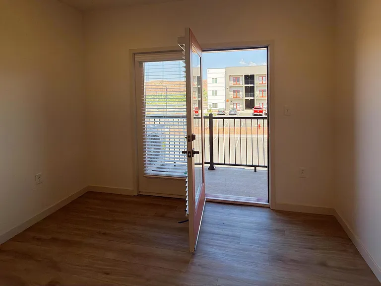 1480 S Highway 191 #B209 — Photo 3