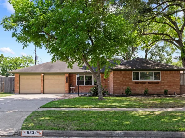 5334 Saxon Dr, Houston, TX 77092