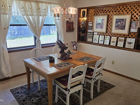 2nd image of 3042 HAMPSTEAD Drive