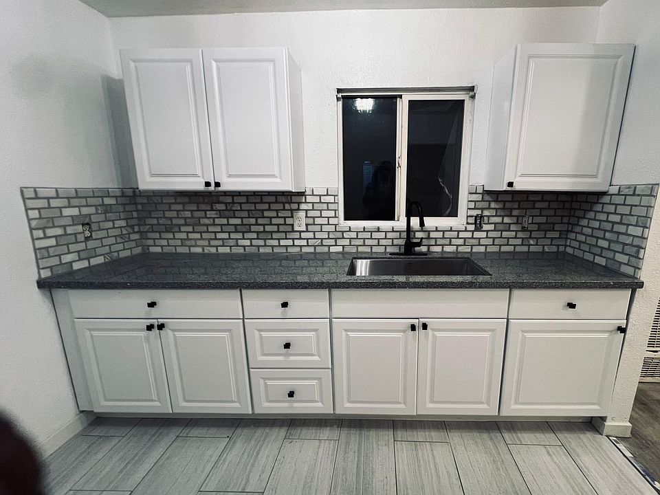 1st image of 15573 4th St