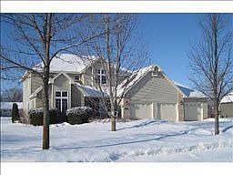 2nd image of 1305 W Oakes Dr