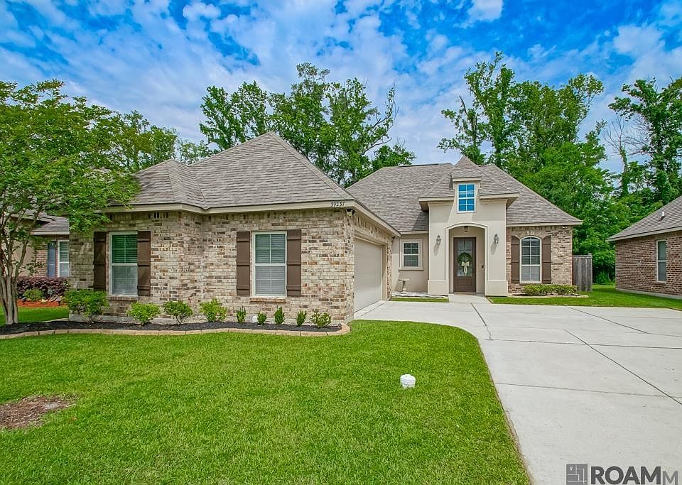 1st image of 39237 Majestic Wood Ave