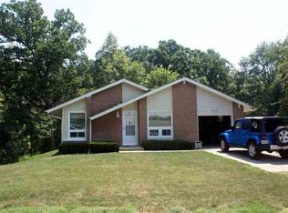 1320 32nd Avenue Ct, East Moline, IL