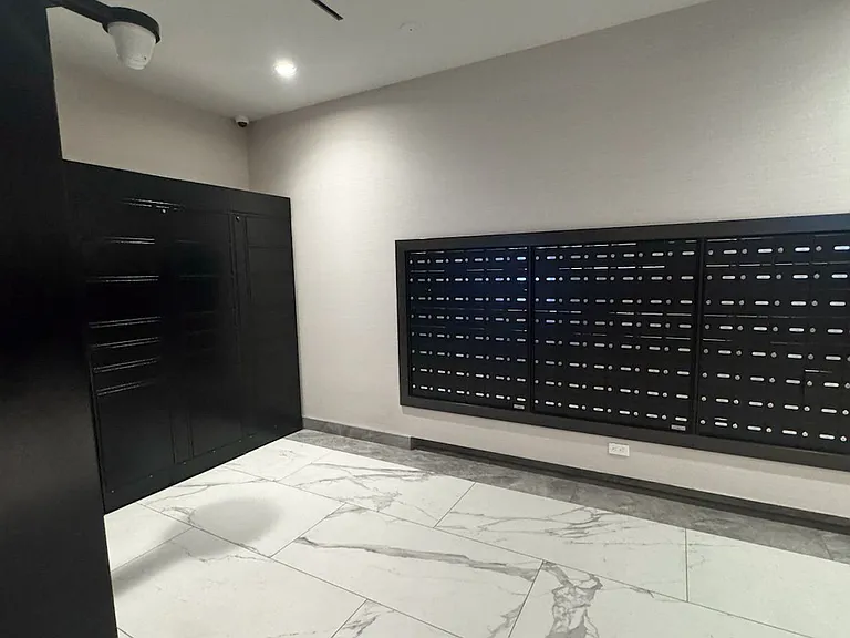60 Shuter St #202 — Photo 20