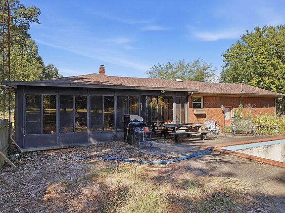 4th image of 2871 Foust Sledd Rd