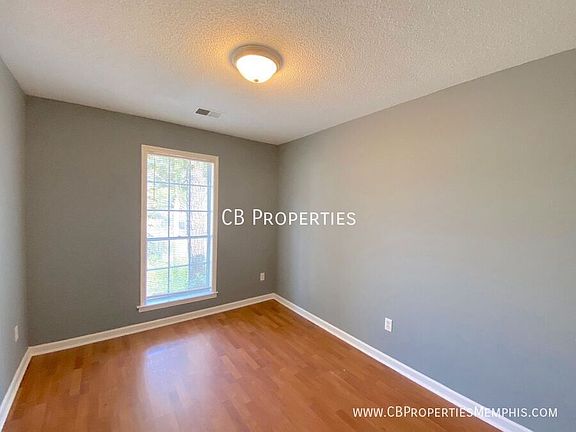 5th image of 8115 Kerry Dr