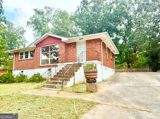 723 Callaway Dr, Forest Park, GA 30297