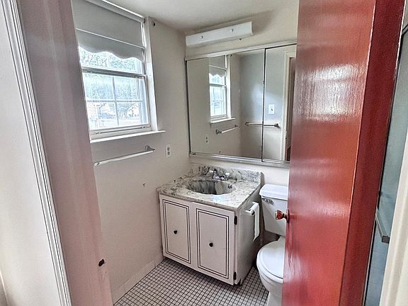 4th image of 1782 N Dove Rd #A