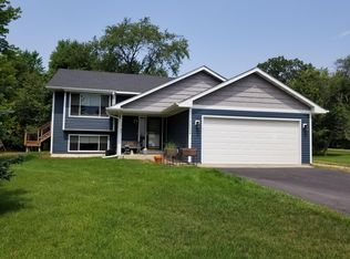 36034 Falcon Way, North Branch, MN 55056