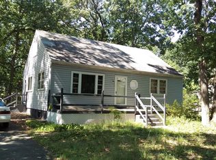 124 W Woodburn Ave, Pine Hill, NJ 08021