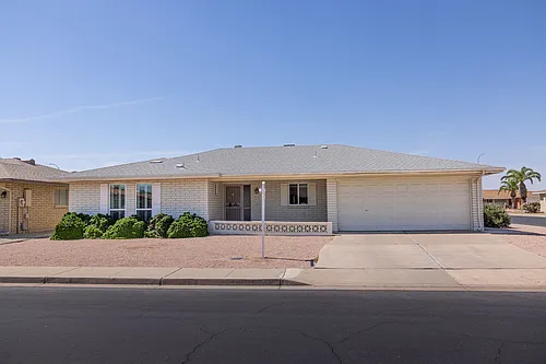 4613 E Escondido Ave Photo 1