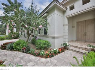 4978 Bollard Ct, Naples, FL 34112