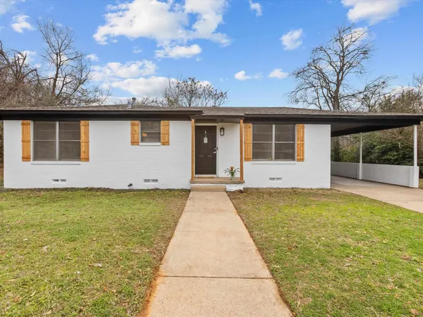 1919 Parklen St, Tyler, TX 75701
