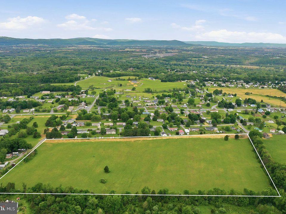 1st image of Murphy Ln