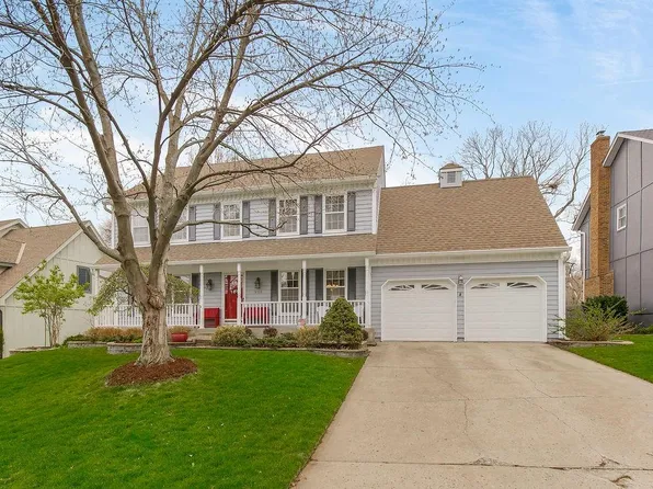 9708 W 121st Ter, Overland Park, KS 66213