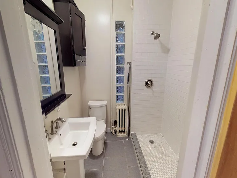1815 Vernon St NW — Photo 14