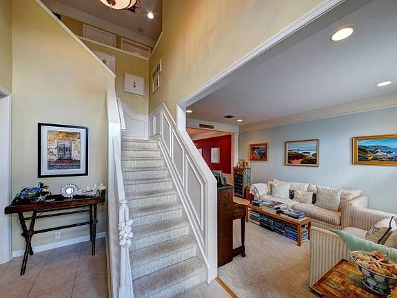 5th image of 94 Satinwood Ln