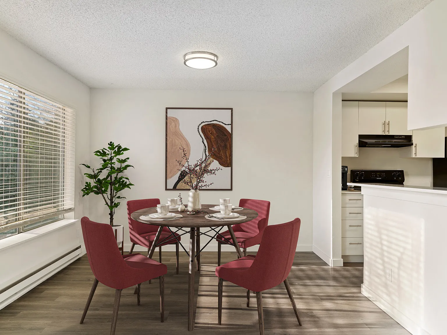 Pointe East — Photo 4