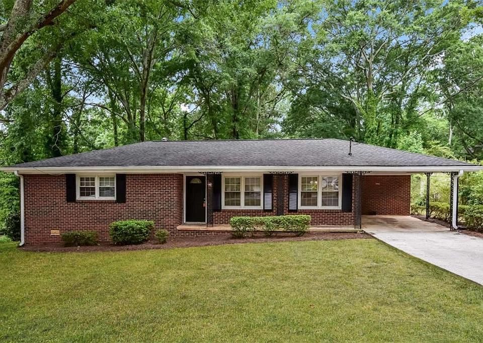 1st image of 2618 Treadway Dr