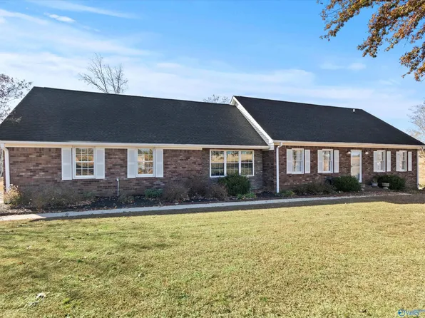 880 County Road 299, Trinity, AL 35673