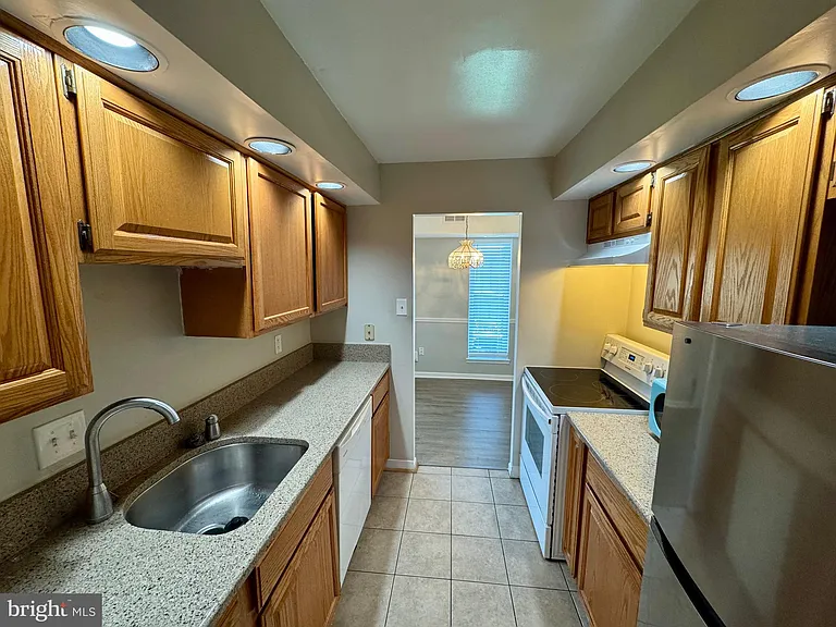 7597 Gales Ct #204 — Photo 9