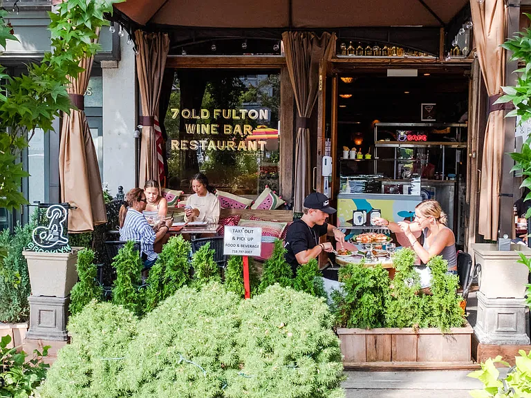 Discover your new favorite restaurants nearby, along Old Fulton and Everit Street.