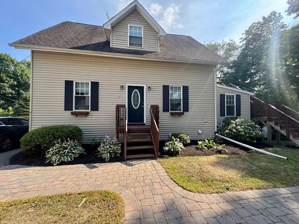 22 Hull Pl #1