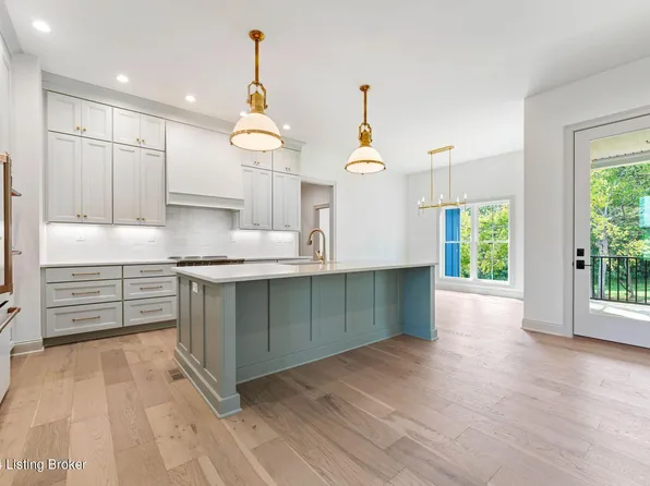 4902 Sycamore Ridge Ln, La Grange, KY 40031