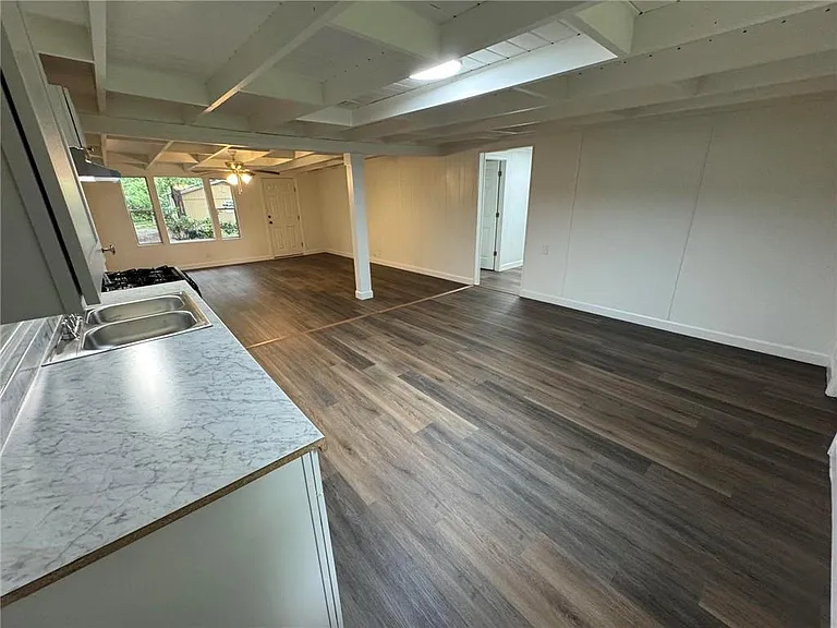 2855 Gill Rd — Photo 8