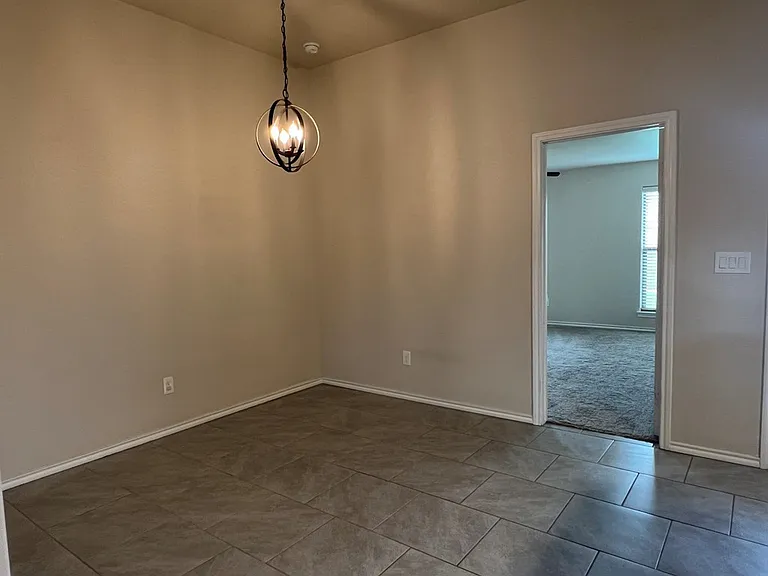 1704 Rattler Ln — Photo 6