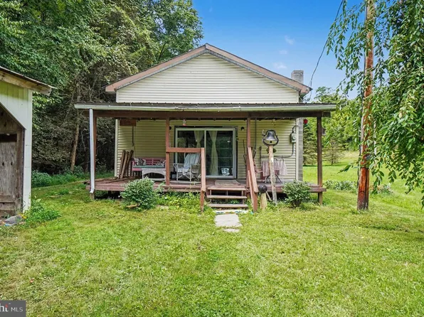 18699 Resort Rd, Blairs Mills, PA 17213