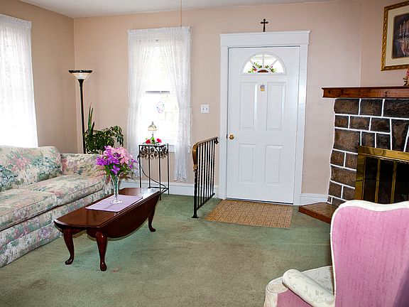 5th image of 4009 Rosemont Avenue