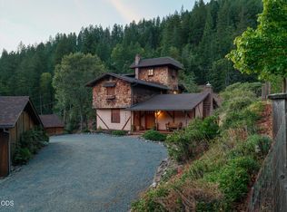 2603 Winona Rd, Grants Pass, OR 97526