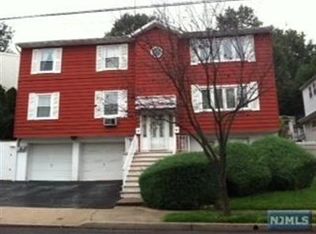 642 5th St, Carlstadt, NJ 07072