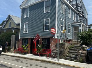 382 Spring St APT 2, Newport, RI 02840