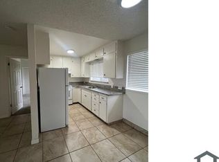 3061 E Hammond Ave APT 101, Fresno, CA 93703